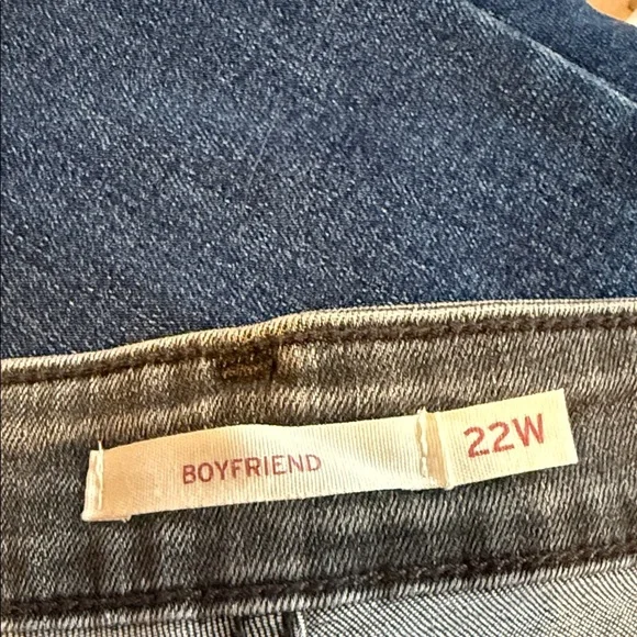 Levi's Men's Relaxed Fit Gray Jeans - Picture 2 of 2